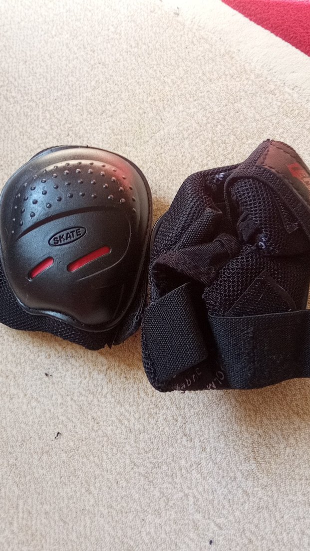 Siyah Kaykay dirseklikleri Velcro Bantlı - Görsel 2