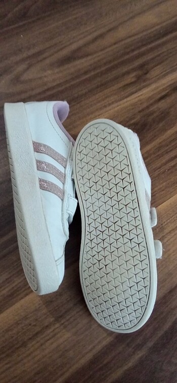 26 Beden Adidas ayakkabi 