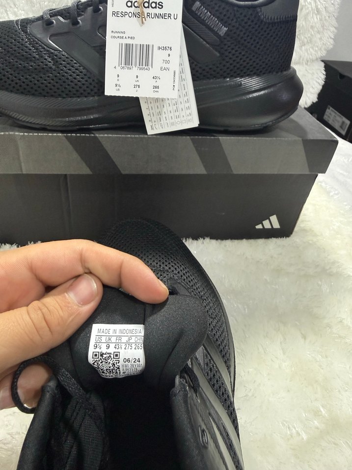 Orjinal Adidas RESPONSE RUNNER U 43,5 numara - Görsel 4