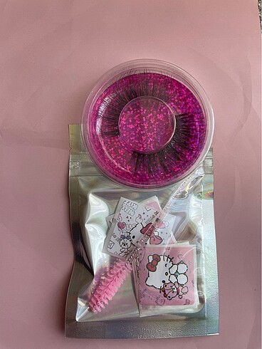 anime manga takma kirpik - Görsel 6