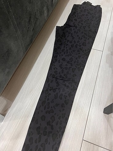 H&M Hm leopar desen pantolon