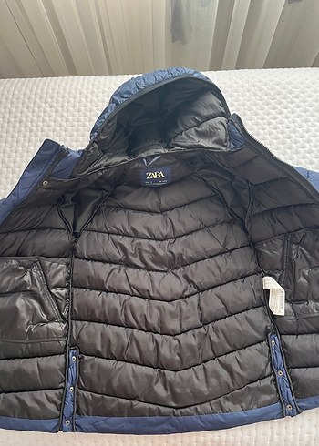 Erkek Çocuk Lacivert Kapüşonlu Mont - Görsel 2