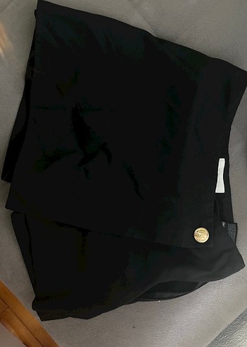 Düğmeli Siyah Mini Etek hm - Görsel 3