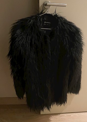 Stradivarius siyah kürk - Görsel 2