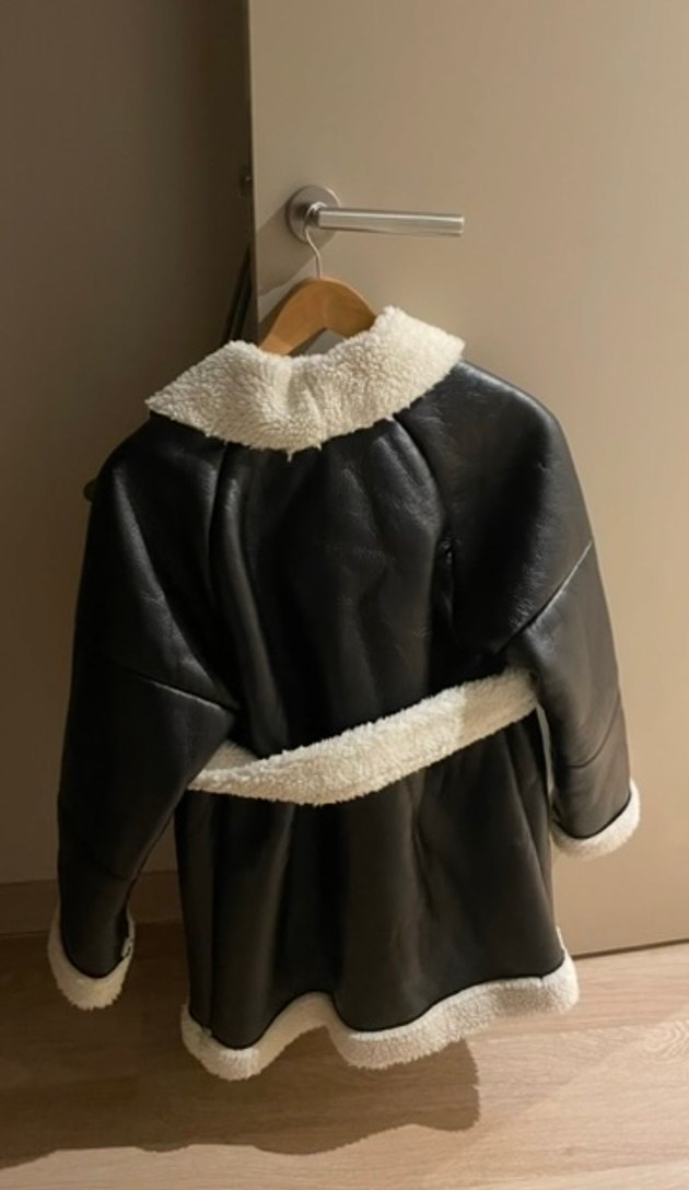 Kürklü Siyah Kısa Kadın Kışlık Mont - Görsel 2