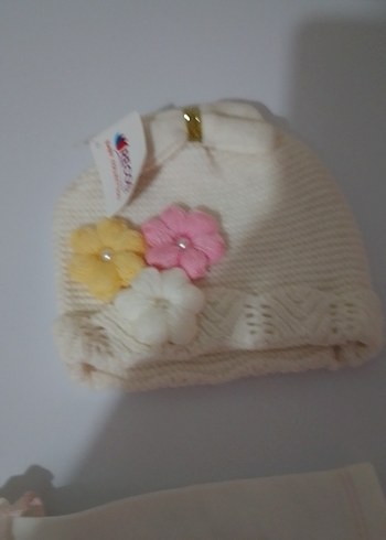 Nakışlı Beyaz Bebek Bere - Görsel 2