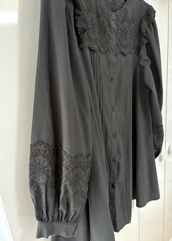 Dantel Detaylı Siyah Uzun gömlek - Görsel 5