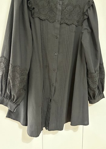 Dantel Detaylı Siyah Uzun gömlek - Görsel 4