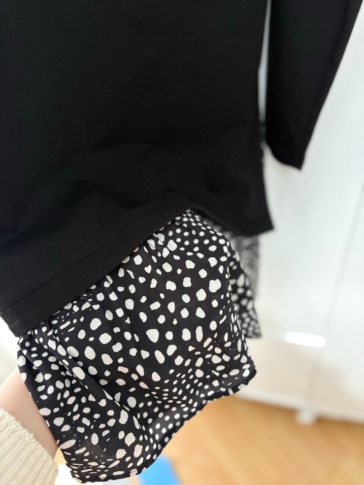 Uzun Kollu Siyah Kadın Tunik - Görsel 5