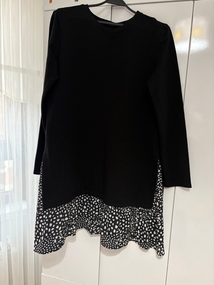 Uzun Kollu Siyah Kadın Tunik - Görsel 2