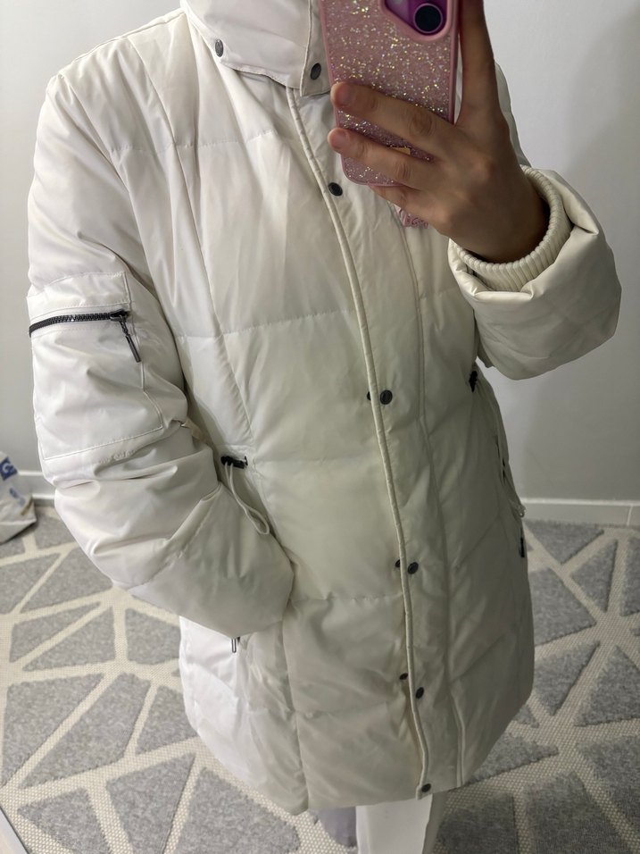Beyaz Kürklü Kışlık Kadın Mont - Görsel 3
