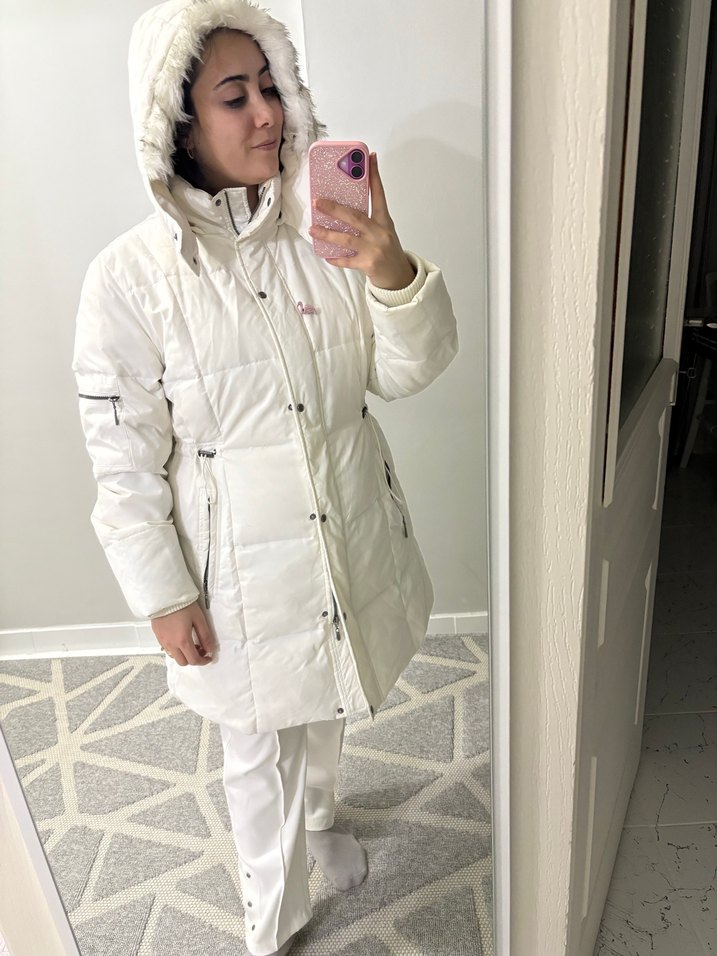 Beyaz Kürklü Kışlık Kadın Mont - Görsel 2