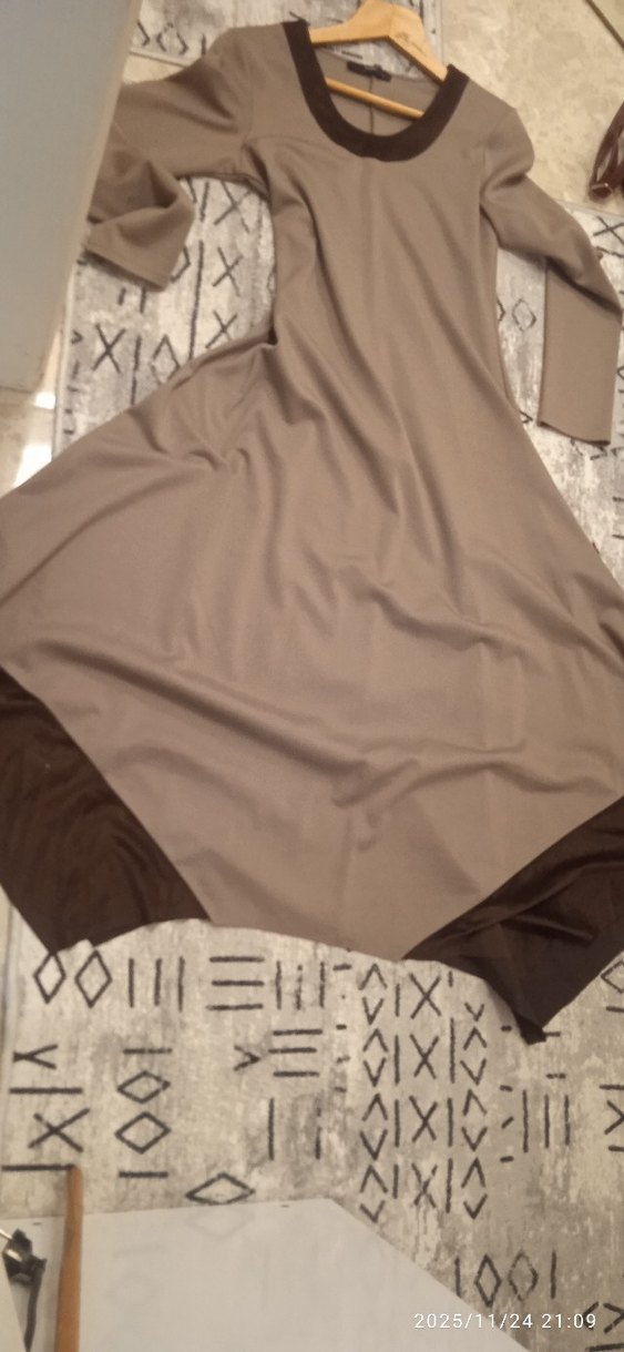 Kadın Bej Uzun Kollu Salaş Uzun Elbise - Görsel 5