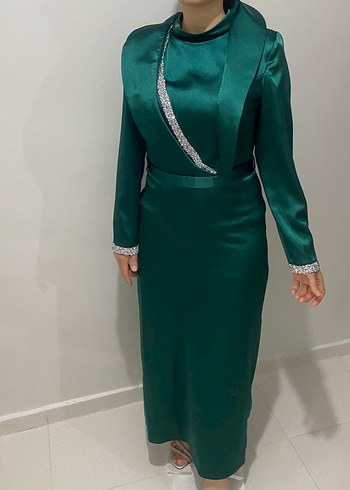 Yeşil Parlak Uzun Kollu Kadın Abiye Elbise - Görsel 2