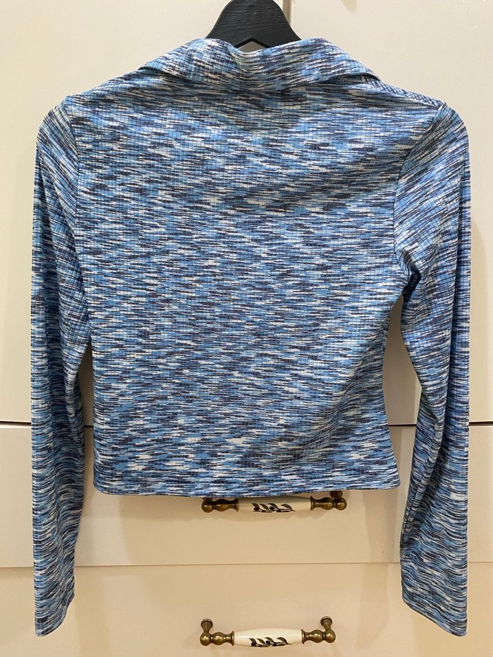 Stradivarius Düğmeli, Uzun Kollu Mavi Batik Bluz - Görsel 2