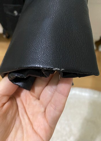 Stradivarius Siyah Oversize Deri Biker Ceket - Görsel 4