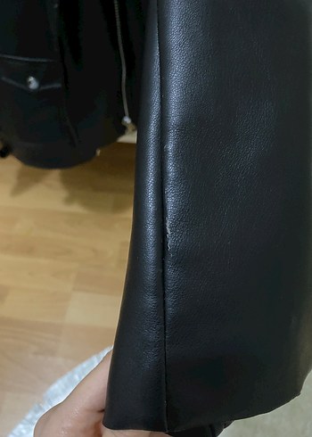 Stradivarius Siyah Oversize Deri Biker Ceket - Görsel 3