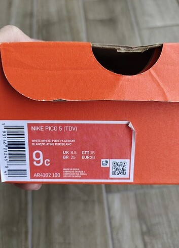 26 Beden beyaz Renk Nike