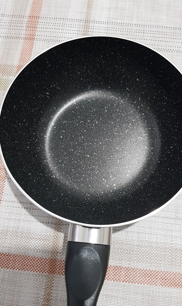 Papilla Granit Görünümlü Mini Wok Tava 18 cm - Görsel 2