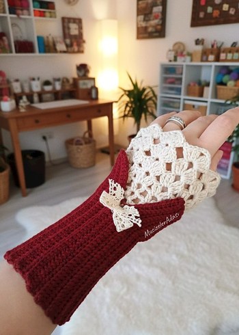 Bordo Dantel Detaylı Vintage Örgü Eldiven - Görsel 3