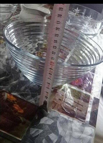 Büyük, Meyve kasesi, Salata kasesi