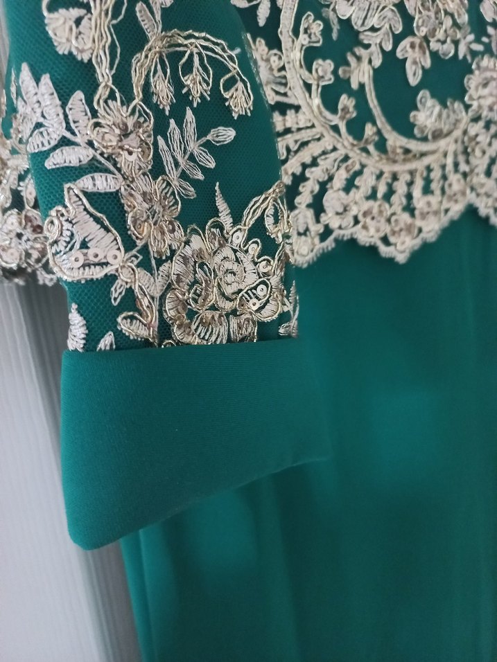 Yeşil İşlemeli Dantelli Uzun Abiye Elbise - Görsel 2