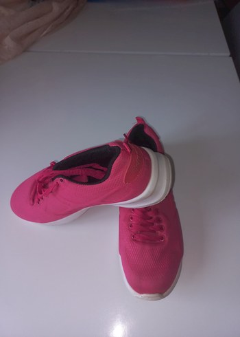 Pembe Bağcıklı Kadın Spor Ayakkabı - Görsel 2