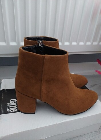 36 Beden camel Renk 36 numara taba süet bot