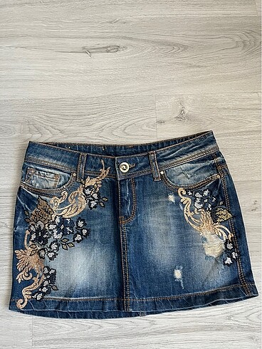 Jean taşlı mini etek