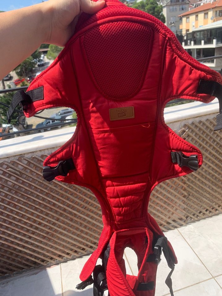 Parlak Kırmızı Bebek Taşıyıcı - Görsel 2