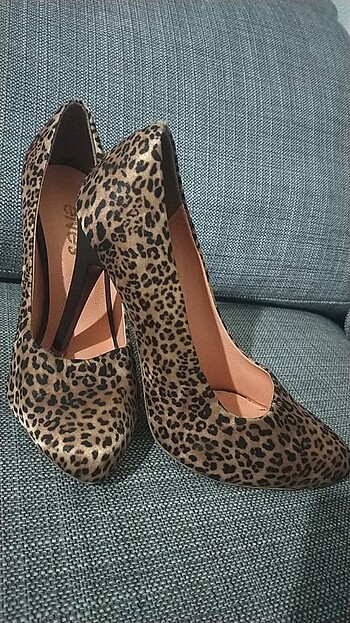 Diğer Leopar desenli ayakkabı 
