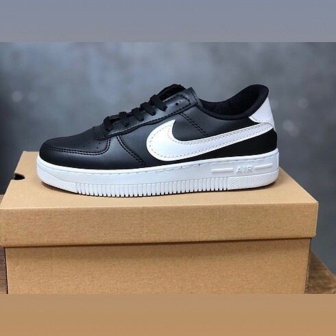 Nike spor ayakkabı