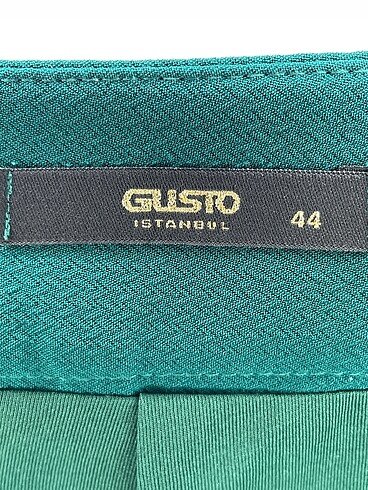 44 Beden çeşitli Renk Gusto Midi Etek %70 İndirimli.