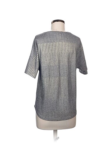 xl Beden Koton Bluz %70 İndirimli.