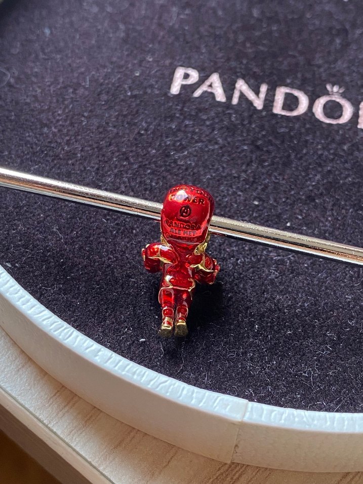 Iron man charm - Görsel 2
