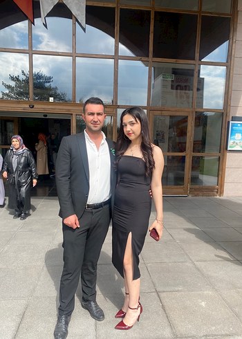 s Beden Kadın Siyah Straplez Askılı Yırtmaçlı Uzun Elbise