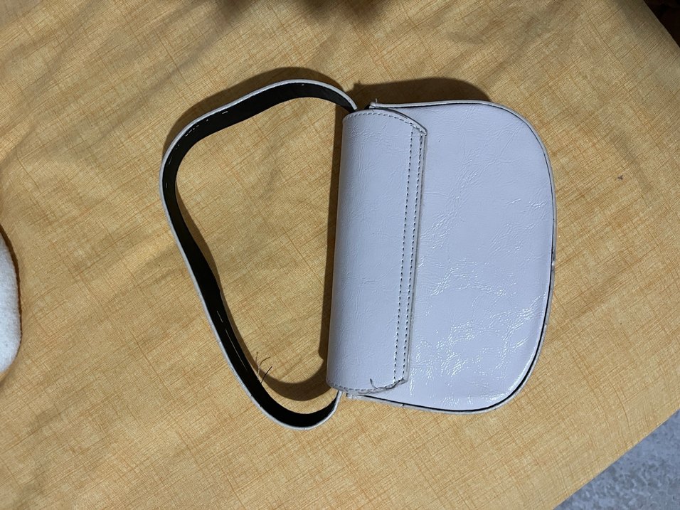 Minimalist Beyaz Deri Kadın Çanta - Görsel 2