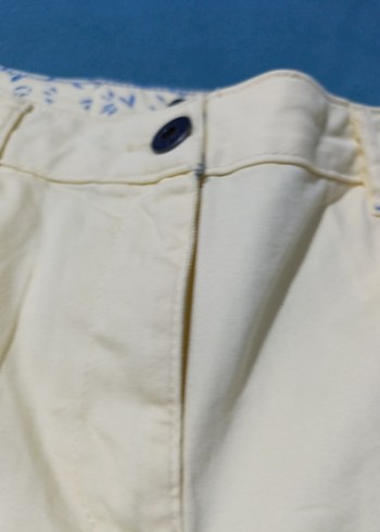 Kadın sarı Kısa Bermuda Şort - Görsel 2