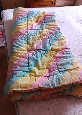 Pastel Renkli Batik çift kişilik elyaf yorgan - Görsel 6