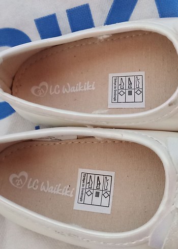 Beyaz Fiyonk Detaylı Kız Babet - Görsel 4