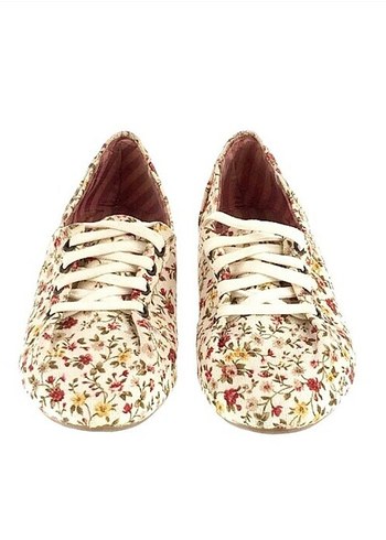 Çiçek Desenli Bağcıklı Spor Ayakkabı Bambi babet ayakkabı - Görsel 4