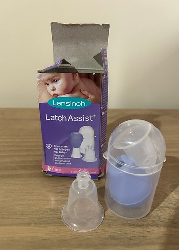 Lansinoh LatchAssist Göğüs Pompası Açıcı