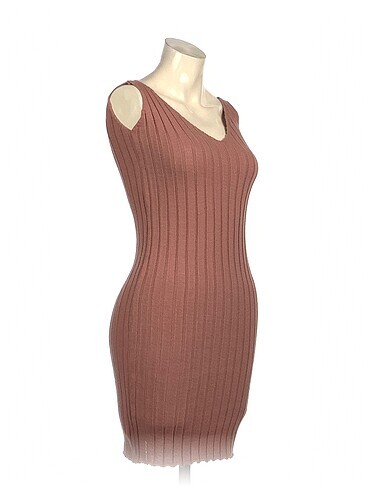 Diğer PreLoved Triko Elbise %70 İndirimli.