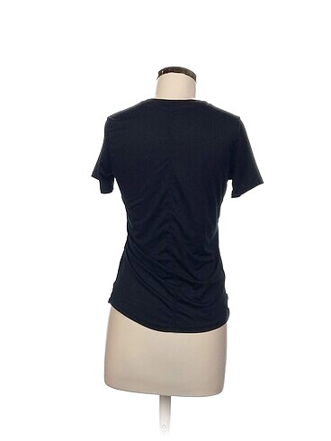 s Beden Nike T-shirt %70 İndirimli.