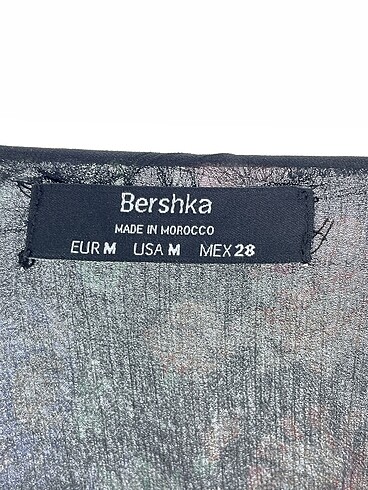 m Beden çeşitli Renk Bershka Kısa Elbise %70 İndirimli.