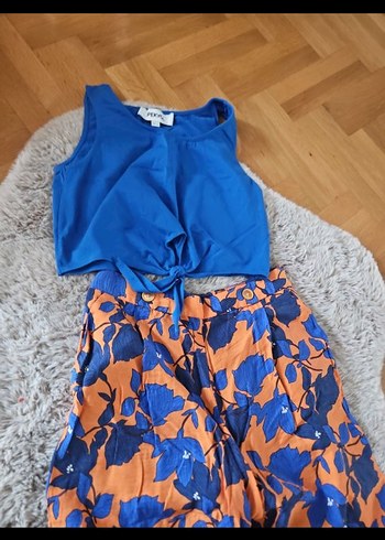 Mavi Bağlamalı Mini Crop Top ve pantolon