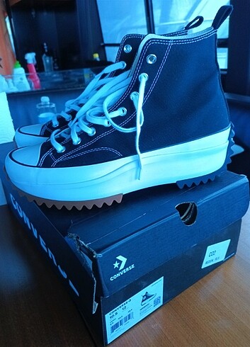 44 Beden beyaz Renk Converse RunStar hike 44.5 numara 0