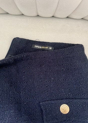 Düğmeli Siyah Yün Mini Etek - Görsel 4