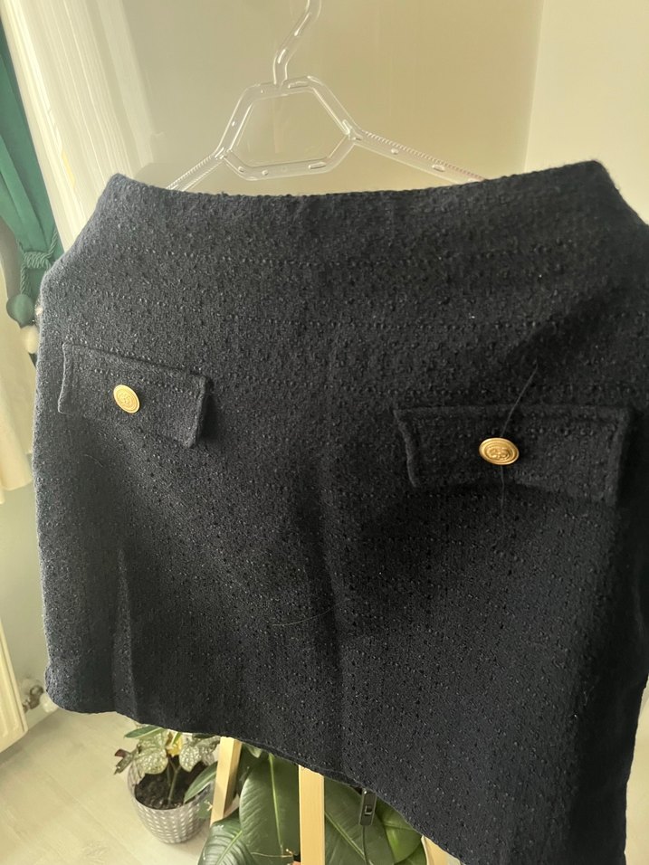 Düğmeli Siyah Yün Mini Etek - Görsel 2