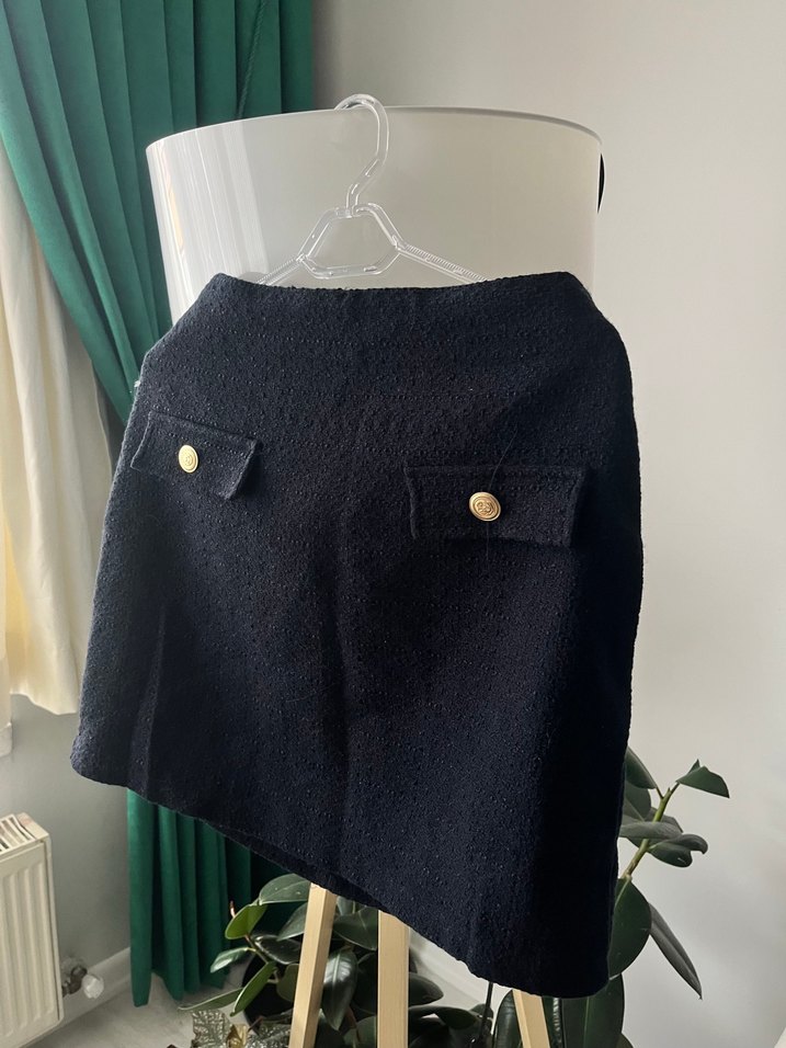 Düğmeli Siyah Yün Mini Etek - Görsel 3